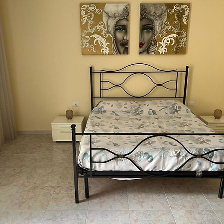 Villa Rose House San Felice a Cancello Esterno foto